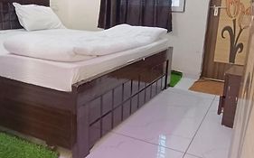 Patel Home Stay